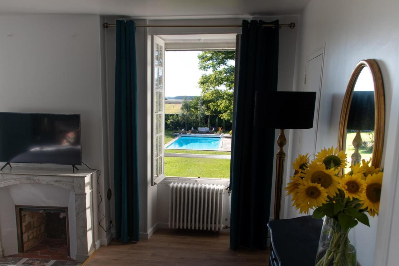 Bed and Breakfast La Plaine De L'Angelus Chailly-en-Biere Екстер'єр фото